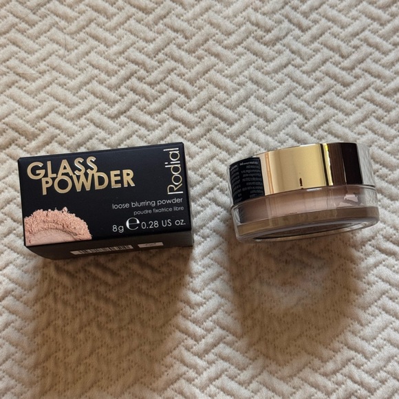 Rodial Glass Powder - Picture 2 of 2